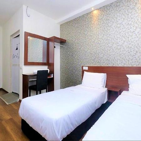 Atabara Boutique Hotel Kuantan Esterno foto