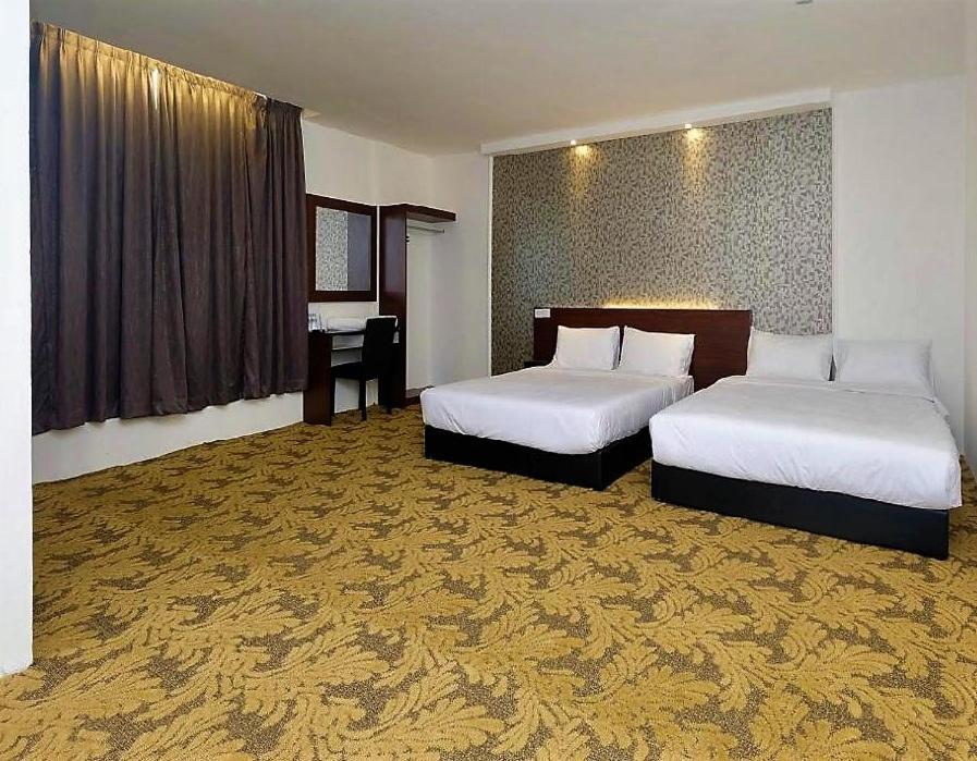 Atabara Boutique Hotel Kuantan Esterno foto