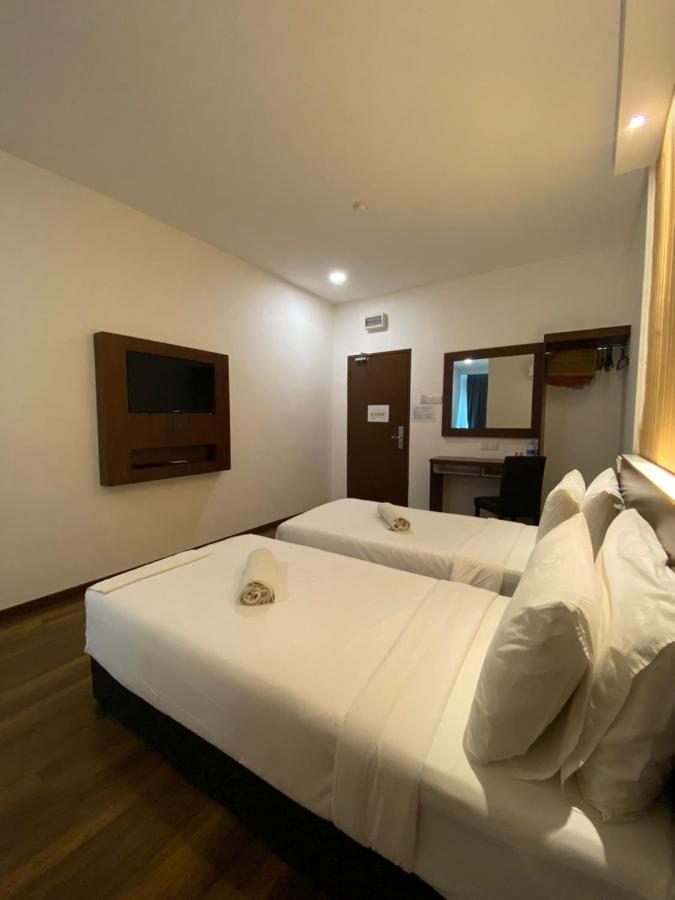 Atabara Boutique Hotel Kuantan Esterno foto