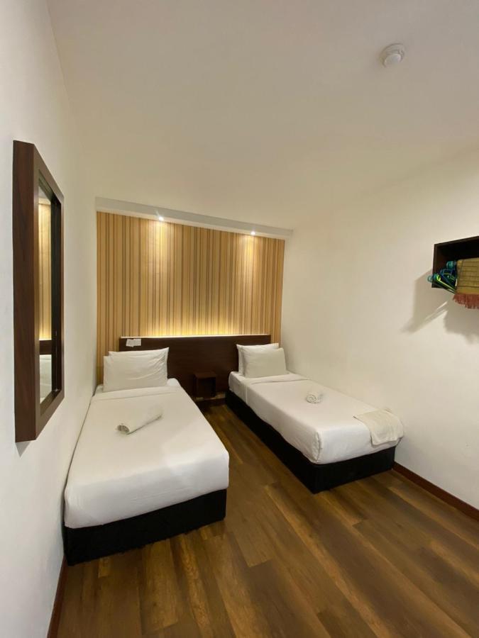 Atabara Boutique Hotel Kuantan Esterno foto