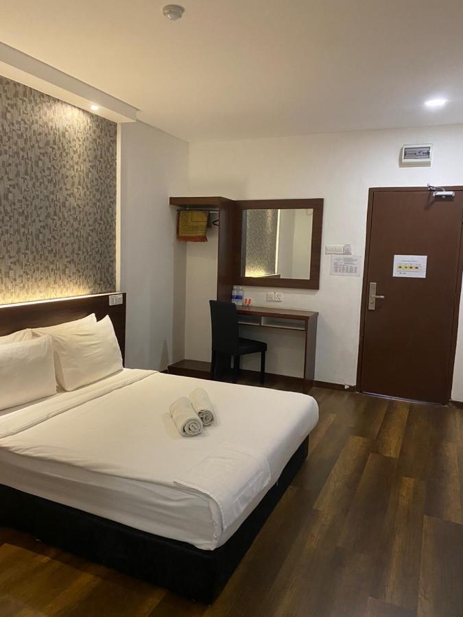 Atabara Boutique Hotel Kuantan Esterno foto